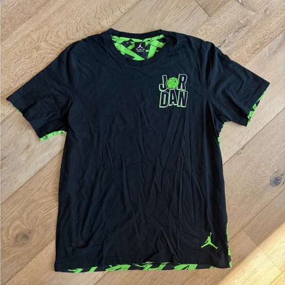 Jordan Marvin the Martian T-Shirt - Picture 1 of 5